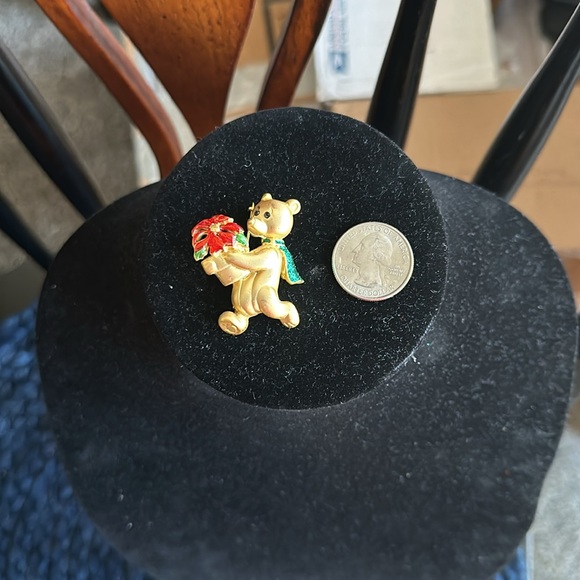 3 for $7 : happy Holidays Bear Pin - Picture 3 of 3